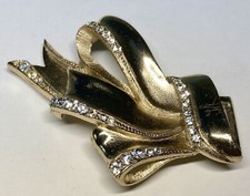 Vintage Signed Whiting  Davis Gold Tone   Diamond Studded Buckle Hinge Clasp