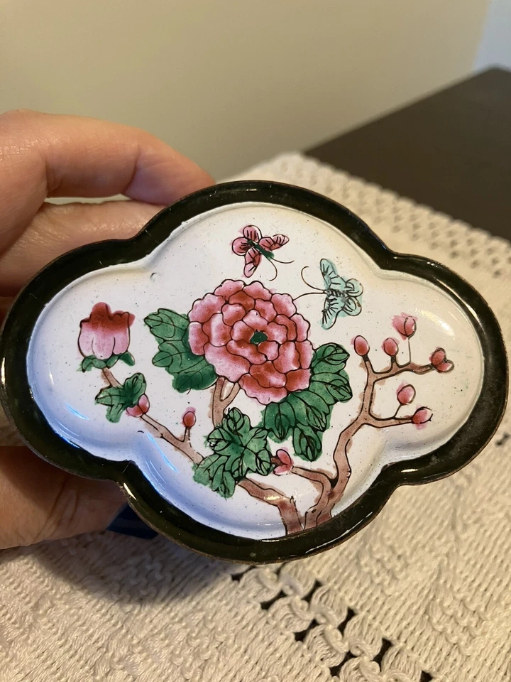 Esmalte de cuatro hojas chino en caja de cobre, antiguo ~ etiqueta República Popular de China Foto 4 de 4