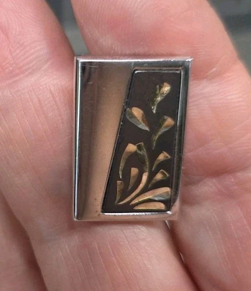 Juego de gemelos y clips de corbata Foster vintage. Incrustación grabada. Silvertone. Foto 4 de 4