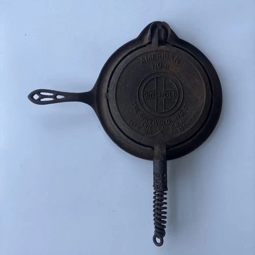 Griswold American No. 8 Waffle Iron w/ Base (885/886/975-D) Patd. 1908- Original