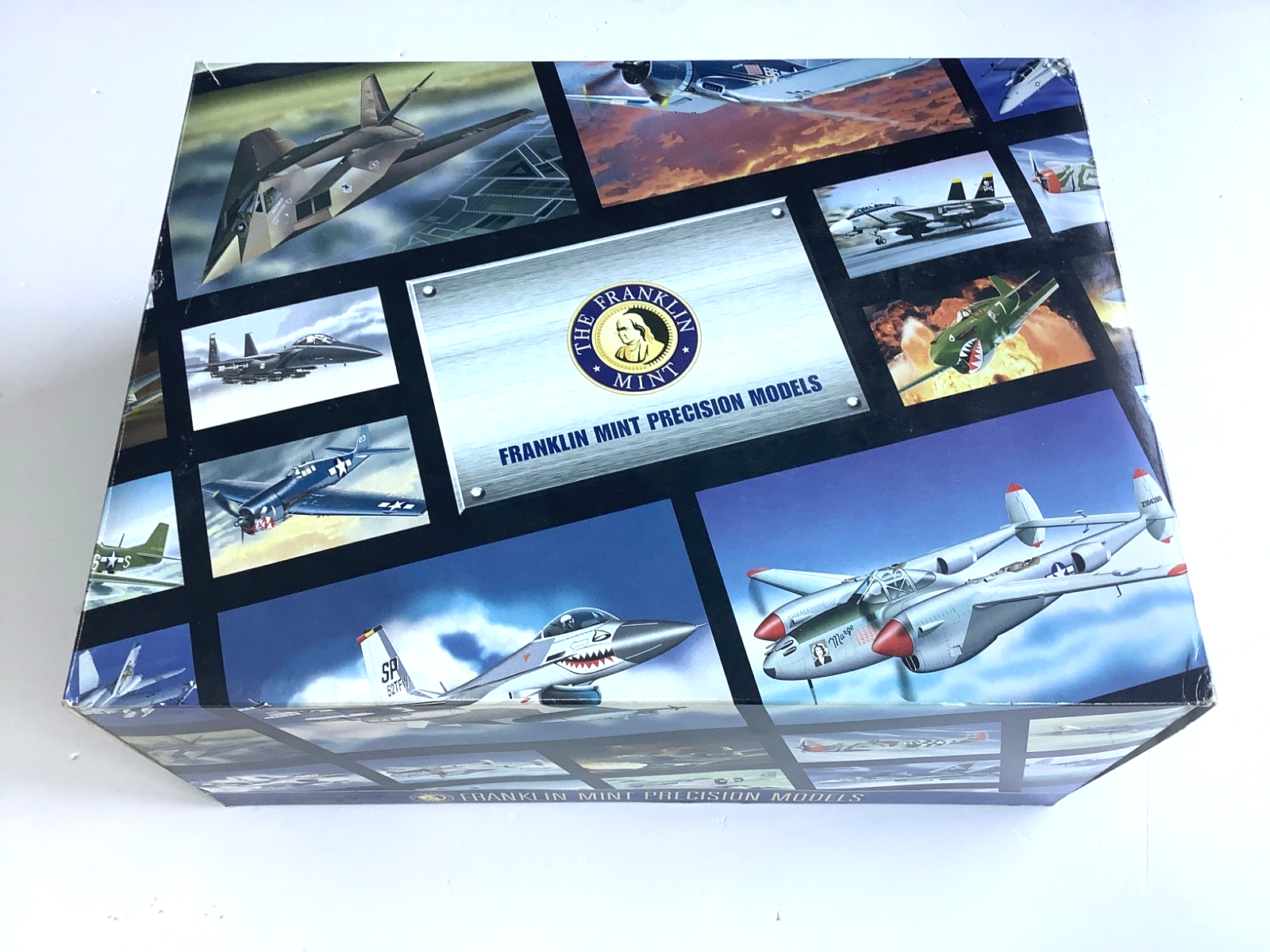 Franklin Mint Armour B11B810  1:48 F4U Corsair US Marines WWII aces  BNIB