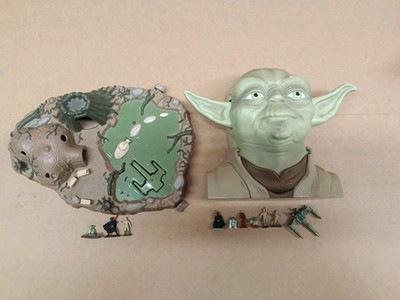 Star Wars Micro Machines Dagobah And Transforming Yoda Playset
