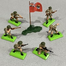 Britains Compatible Deetail 6x WW2 Canadian Soldiers (DSG) METAL BASES