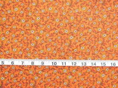 1 yd x 45'' 100% Cotton Fabric Classics ''Flower Power'' Orange with Yellow Flowers