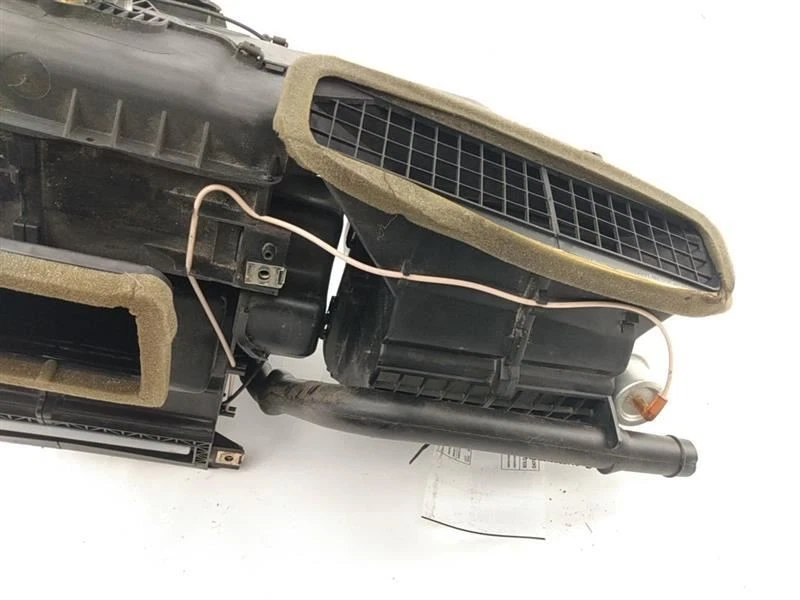 MERCURY COUGAR HVAC Evaporator Housing Box 1999 2000 2001 2002 99 00 01 02 - Image 3 of 4