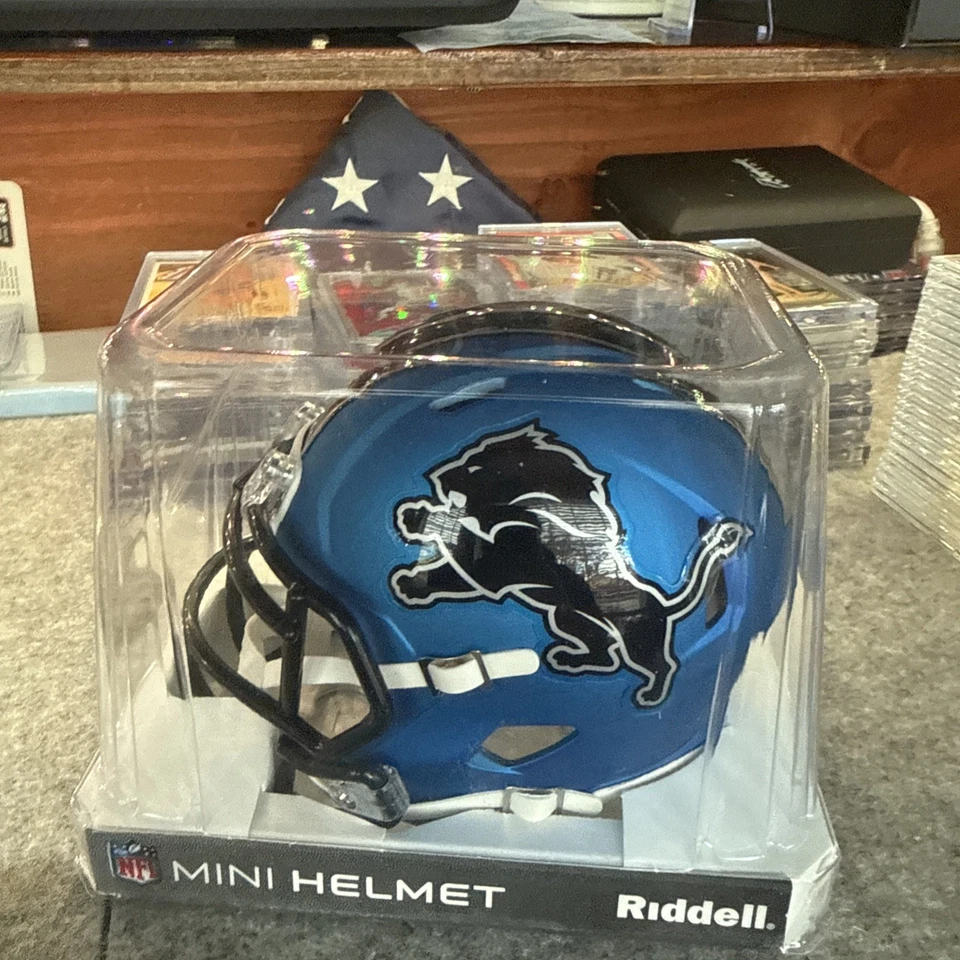 Minicasco autografiado Detroit Lion Ndamukong Suh Riddle Foto 4 de 4