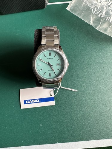 Casio Classic Unisex Armbanduhr Quarz, 38 mm Edelstahl, Türkis NEU & OVP✅ - Bild 1 von 7