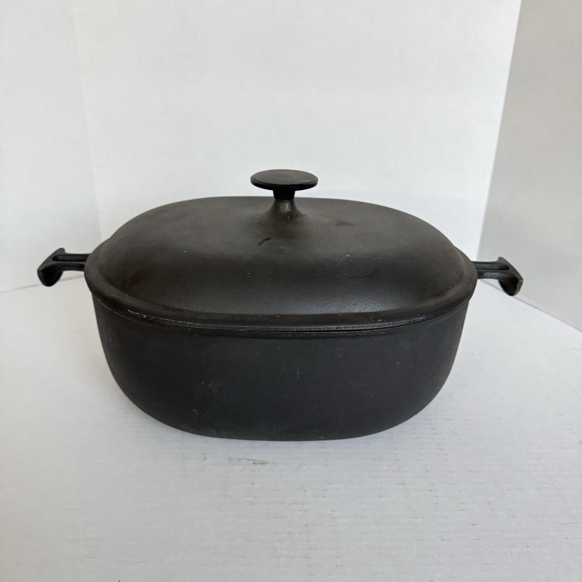Le Creuset Enzo Mari Matte Black Cast Iron Oval 33 Vintage La Mama