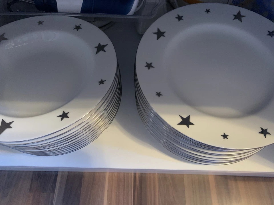 Geschirrset - Porzellan von Ikea, 63 - teilig - Bild 4 von 4