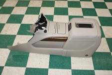 Worn 15-20 Yukon Denali Shale Leather Woodgrain Center Console Charger Wty Worn 15-20 Yukon Denali Shale Leather Woodgrain Center Console Charger Wty