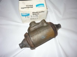 1956 -62 International truck IHC wheel cylinder new