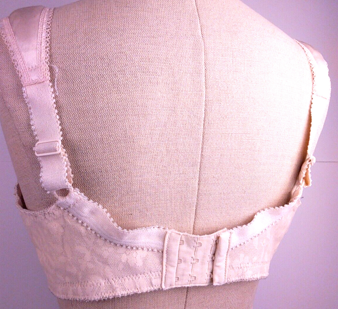 Underscore Beige Polyester Wireless T Shirt Bra S… - image 6