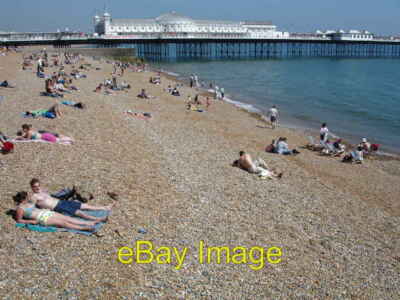 Foto 6x4 Brighton Beach and Pier am frühen Juni Samstag Kemp Stadt c2006