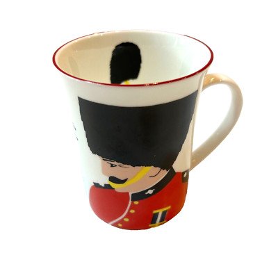 Nicholas-John Mug Cup Guardsman 4 of 8 Buckingham Palace Guards Sentries London