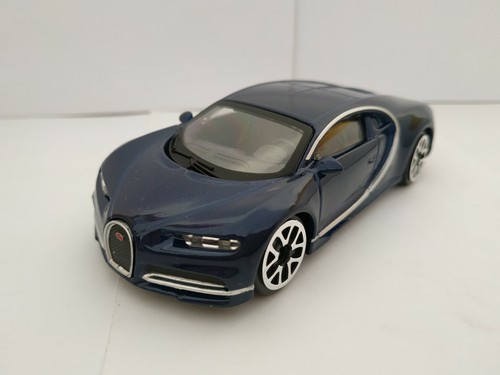 Lot De 2 Voitures Miniatures 1/43 – Bugatti Chiron + Aston Martin DB11 – Collection Supercars IXO