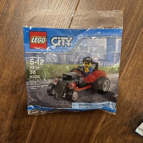 LEGO 5002136 Town Arctic Accessories, Ninjago 30422 Kai&rsquo;s Mini Dragon,City 30354