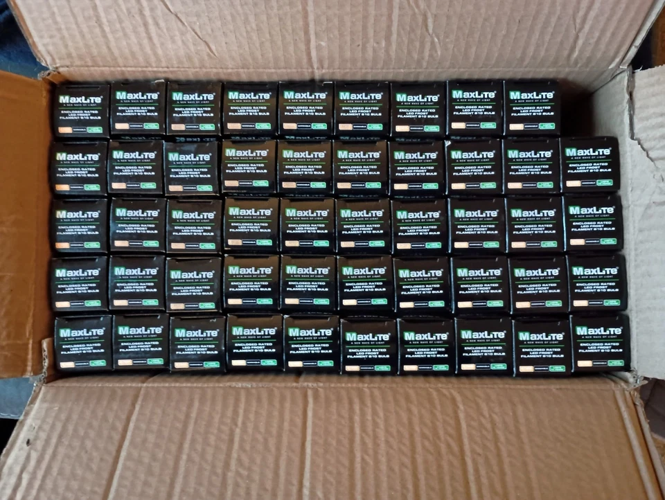 MAXLITE FROSTED 3.5W/40W LED B10 DIMMABLE BULBS SOFT WHITE 2700k. Box of 100. - Image 4 of 4