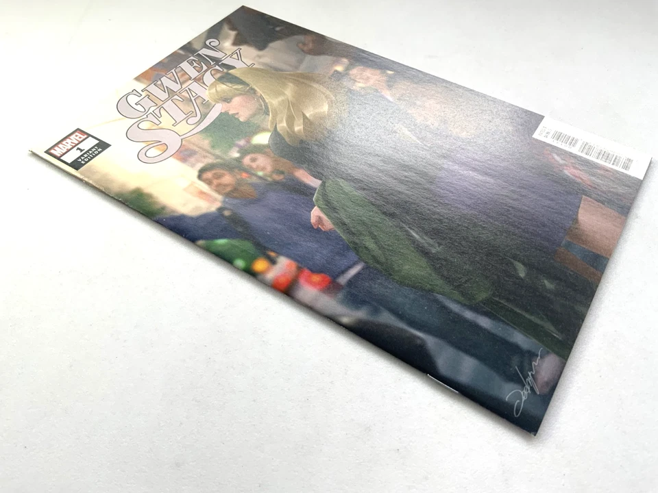 Marvel GWEN STACY (2020) #1 Jeehyung Lee Variant NM (9.4) Ships FREE! - Image 4 of 4