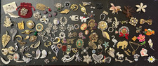 Mixed Lot Women’s Jewelry 100+ Brooch Pin Pendant Rhinestone various conditions