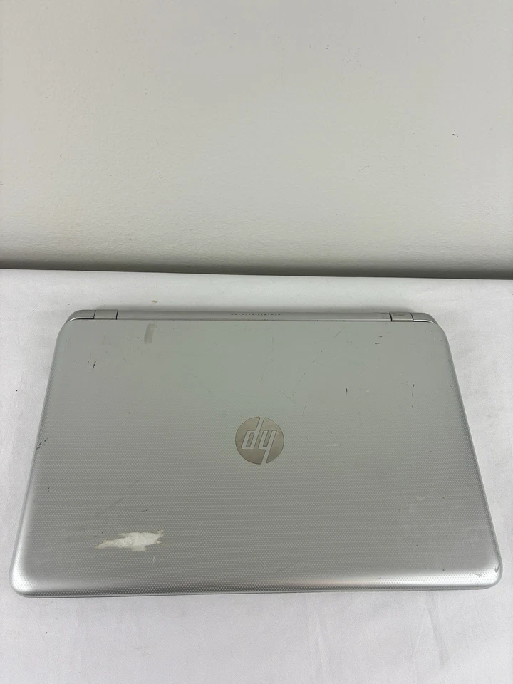 HP Pavillion 15-n210dx 15.6" FOR PARTS DOES NOT TURN ON FOR PARTS ONLY - Image 3 of 4