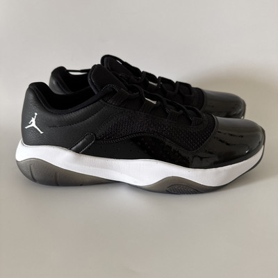Jordan 11 CMFT Low Men display picture 3