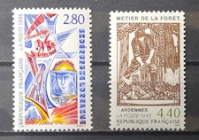 6490 - FRANCE - SCOTT# 2472, 2475 - MNH - CAT $3.25