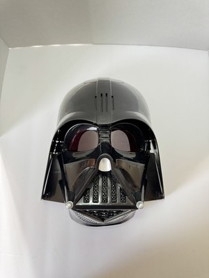  Hasbro Star Wars Darth Vader Electronic Voice Changing Helmet/Mask