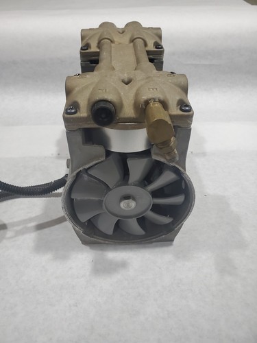Thomas Compressore 2660 CE37-932 Top End Ricostruito, WOB-L Pompa per Vuoto 3.9A 60Hz - Foto 2 di 6