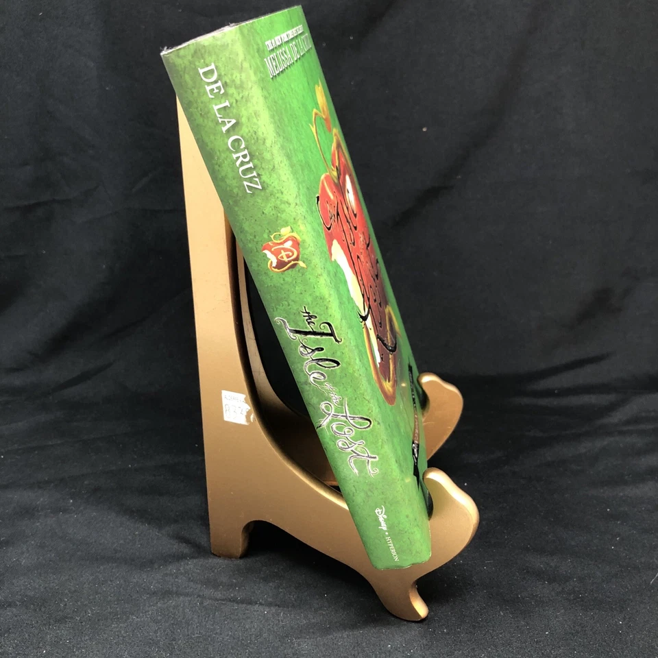 New Descendants: Isle of the Lost Novels Melissa De La Cruz HC/DJ 1st Ed - Image 2 of 4