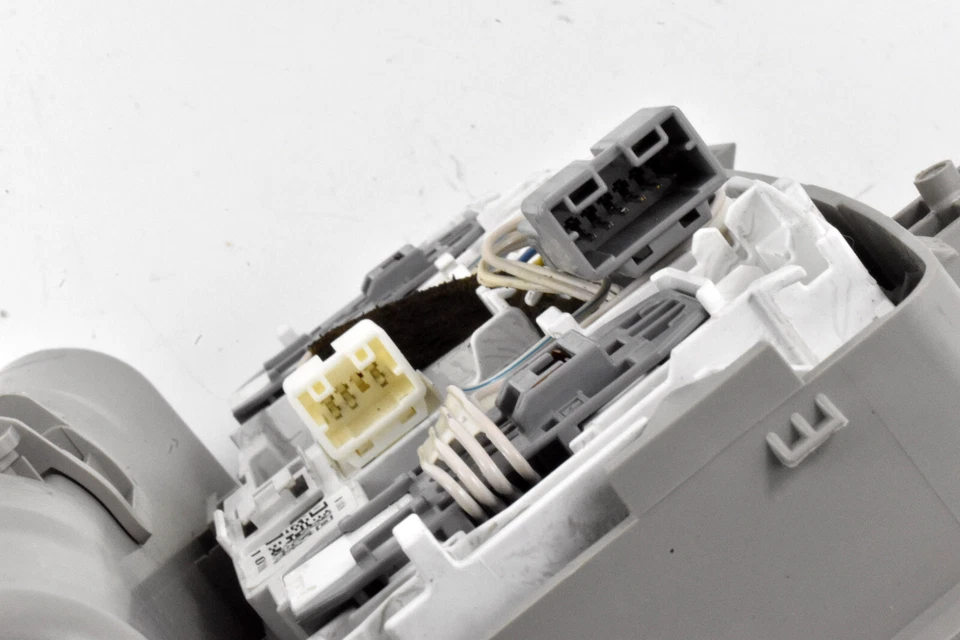 Nissan Murano 2009-2013 consola superior domo mapa luz lámpara OEM Foto 4 de 4