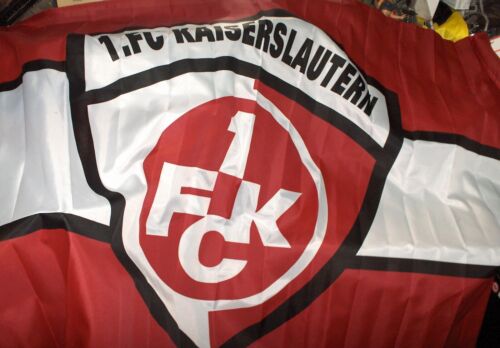 1. FC KAISERSLAUTERN Fahne LOGO  ca. 100 x 140 cm mit Durchzug NEU,LizenzRARITÄT - Bild 1 von 2
