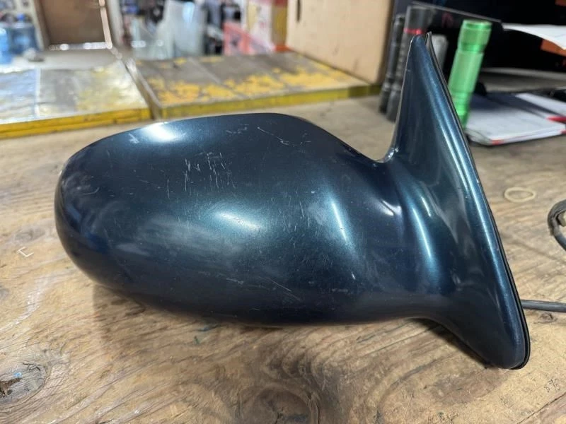 1993-1997 Mazda 626 Passenger Right Side View Mirror Power Non-Heated OEM - Image 3 of 4