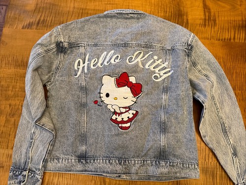 Hello Kitty & Friends X FOREVER 21 Bow Denim Jacket Embroidered Size Small, NWT - Picture 16 of 16