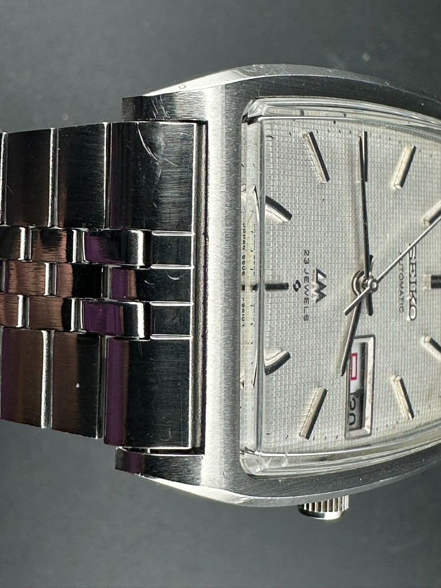 1975 Seiko LordMatic Mens Automatic Day Date Eng/Kanji 32mm White