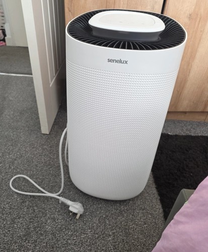 Senelux Compression Dehumidifier Works Perfectly In Brilliant Condition