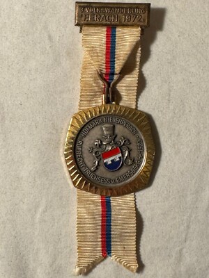 Volksmarch German Wandering Club Medal Perach Germany 1972