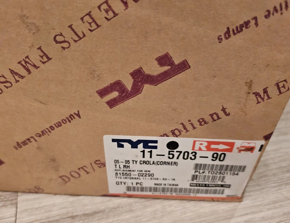 2005 - 2008 年丰田卡罗拉 TYC 欧洲尾灯一对全新带盒经典!! — 第 3/4 张图片