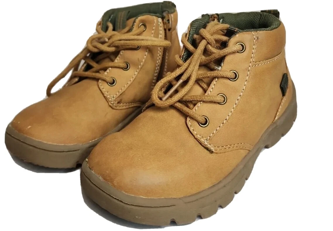 Boys boots top size 1