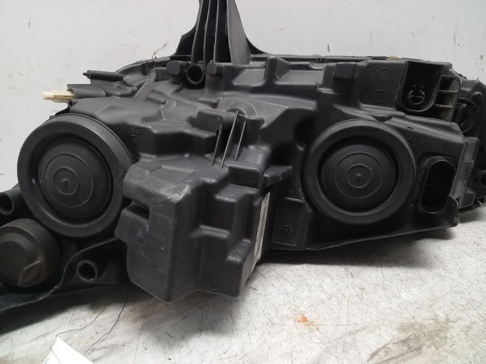 Used Right Headlight Assembly fits: 2015 Ford Transit connect black trim Right G - Image 2 of 4