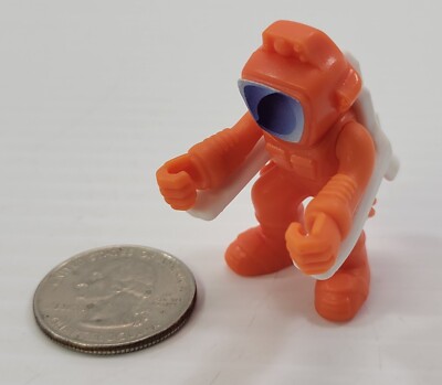 *C53) Ferrero Kinder Surprise Egg Kinder Orange No Gravity Jetpack Flyer