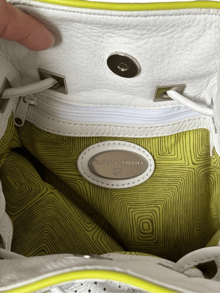 Bolso Hobo Francesco Biasia Blanco Borde Cuero Verde Lima Foto 4 de 4
