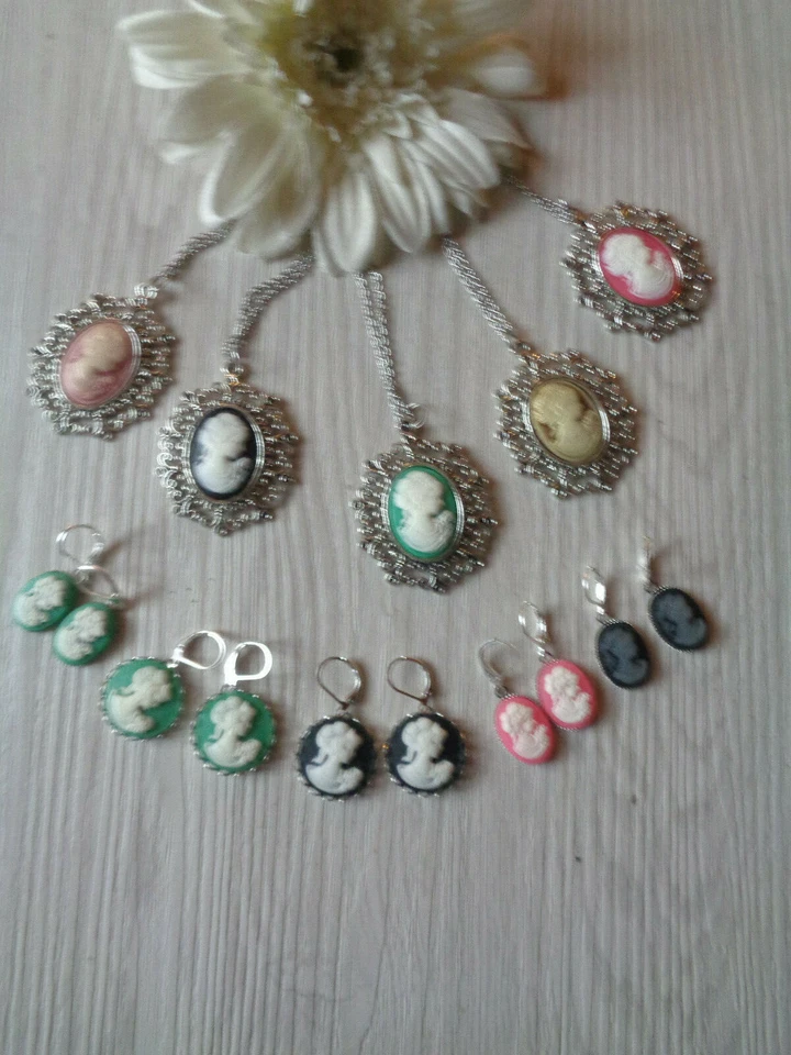 Halskette oder Ohrbrisuren "Kamee - Frauenkopf" silber  10 Varianten auswählbar