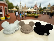 Tokyo Disney Resort Mickey Mouse Boa Cap Black White Beige Fluffy Hat Japan
