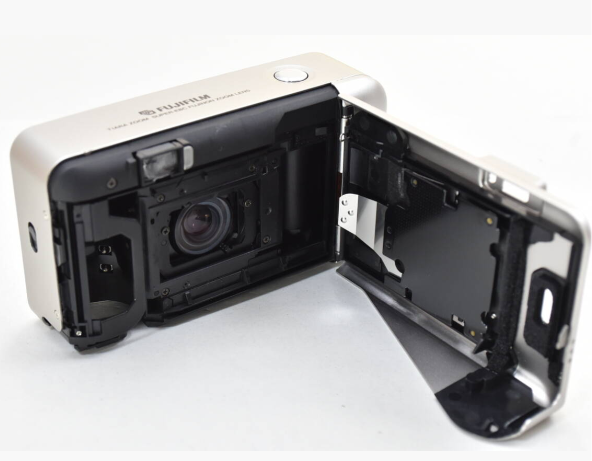NEAR MINT】Fuji Fujifilm Cardia Mini Tiara Zoom 35mm Film Camera