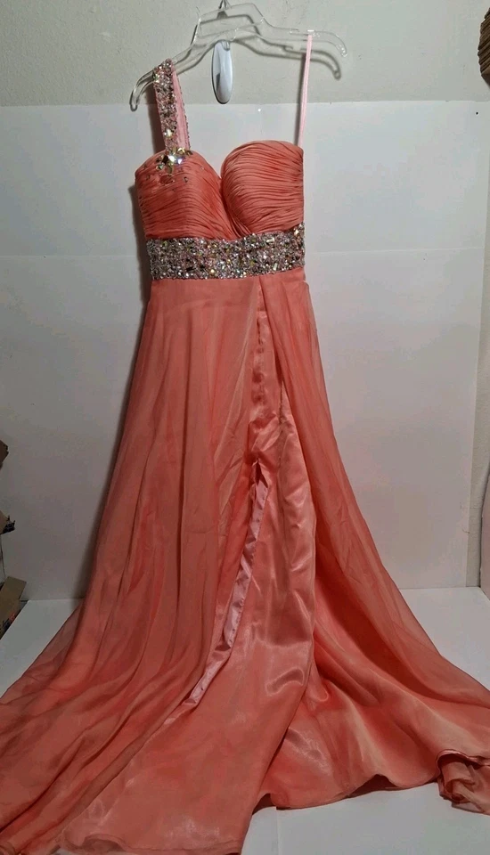 Cassandra Stone By Mac Duggal Embellished  Formal Gown Sz 0 - Image 2 of 4