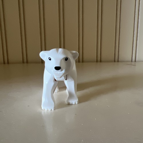 LEGO Animals Polar Bear with 2 Studs on Back - Picture 2 of 4