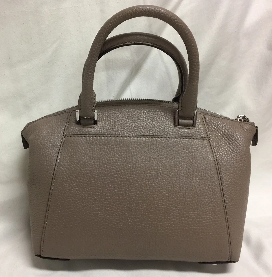 Cartera Michael Kors Riley XSmall de cuero en relieve color topo oscuro 35S8SRLS1E - NUEVA CON ETIQUETAS Foto 3 de 4