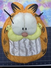 Vintage 13 Garfield Paws Pillow W/ Pouch.