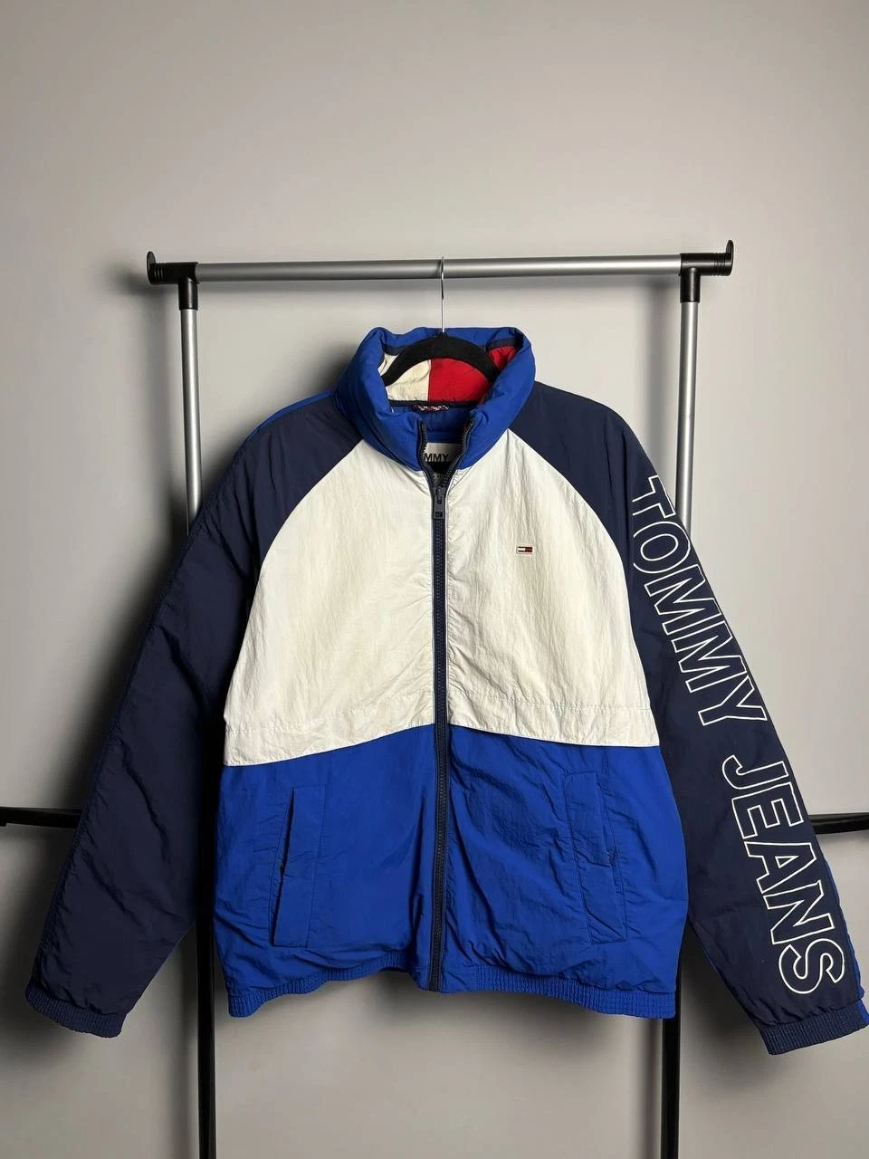 Tommy Jeans Colorblock Puffer Jacket Men's Size L Blue White Navy Logo Sleeve