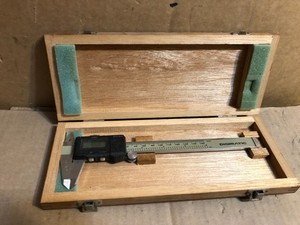 VINTAGE Mitutoyo Electronic Digital Caliper MAX-CAL 0-150mm W/C Japan Tool